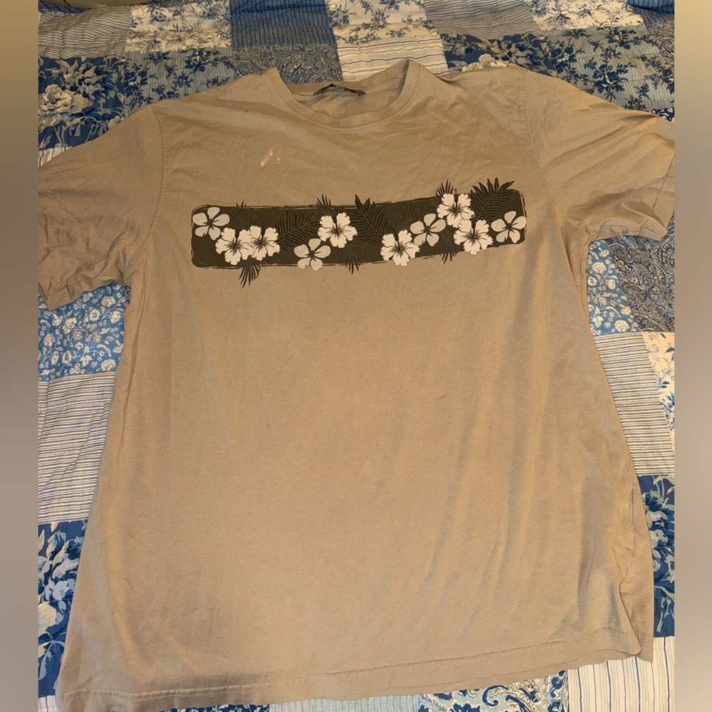 Thrifted Oversized KONA WIND tshirt
